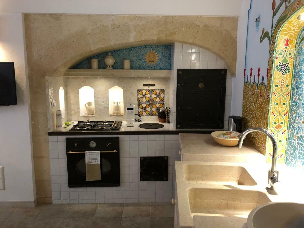 “Il Mosaico” Suite Apartment - Grottaglie Luaran gambar
