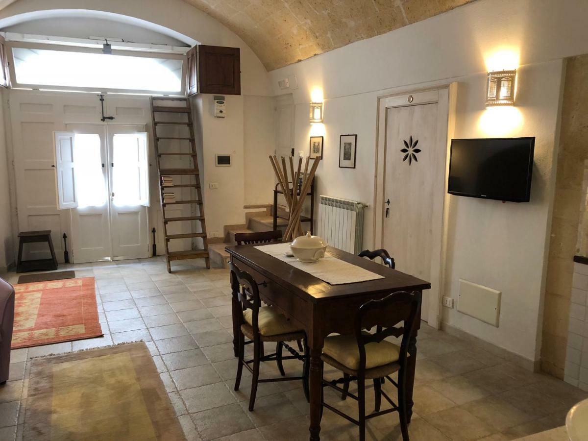 “Il Mosaico” Suite Apartment - Grottaglie Luaran gambar